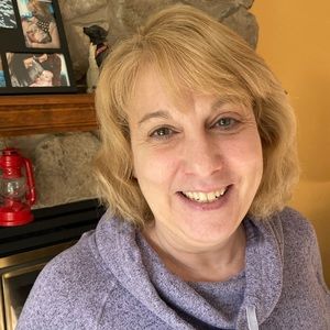 Meet your Posher, Kim